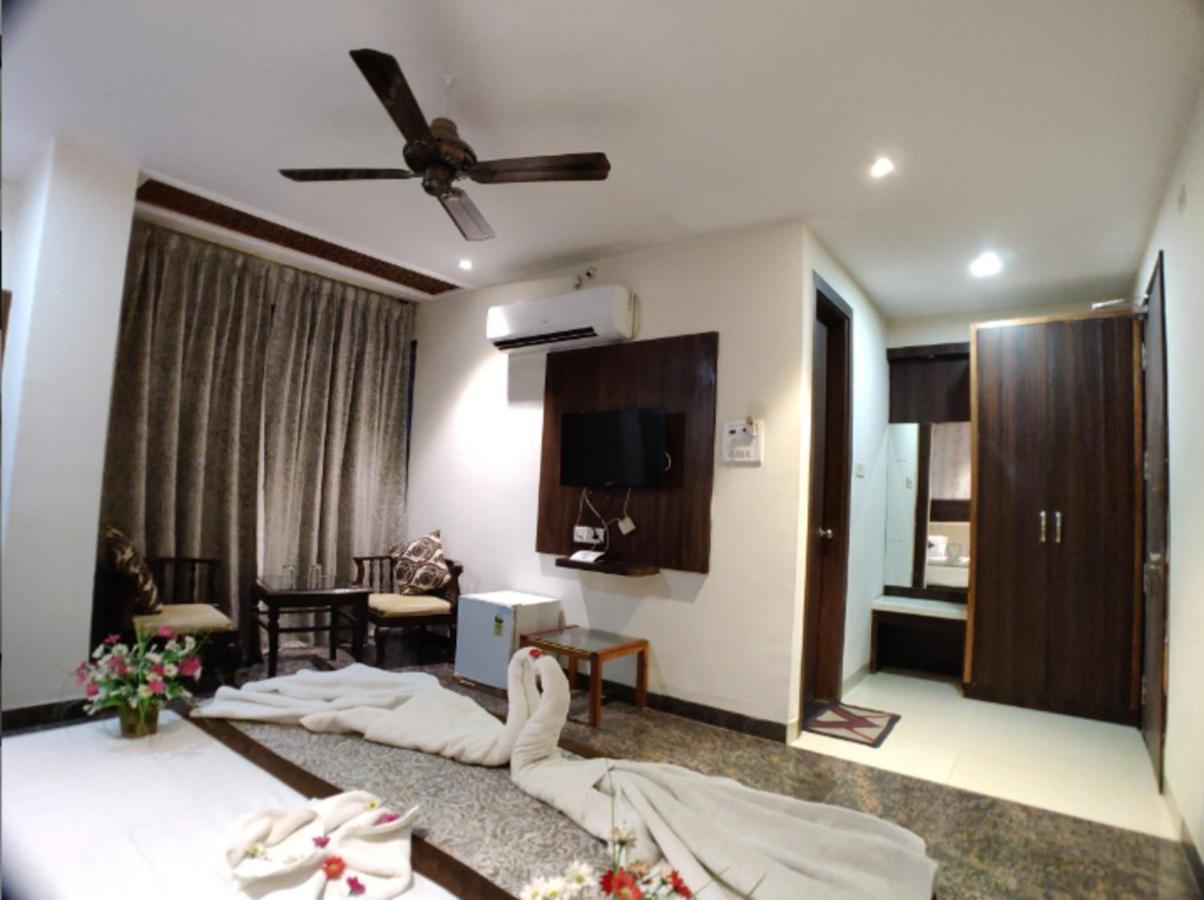 Hotel Badrika Inn Rewa Dış mekan fotoğraf