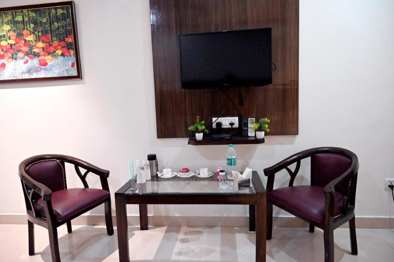 Hotel Badrika Inn Rewa Dış mekan fotoğraf
